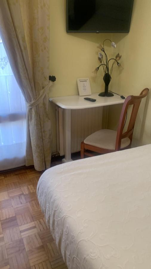 Hostal Docar Lerma Exterior photo